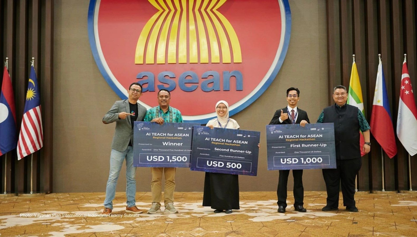 Guru Asal Sorong Menangkan Kompetisi AI se-ASEAN dengan Aplikasi Pembelajaran